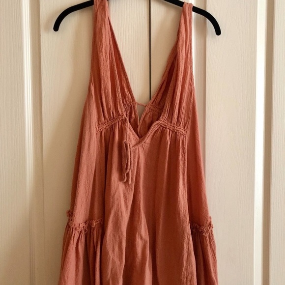 Sundress - Picture 1 of 3